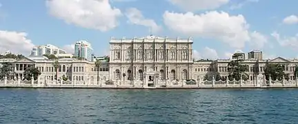 Palacio Dolmabahçe (1842-1853)