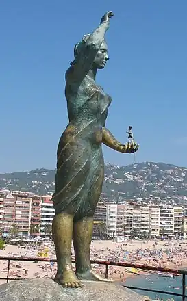 Estatua de "La mujer marinera".