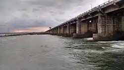 Presa Sir Arthur Cotton en Rajahmundry, en el río Godavari