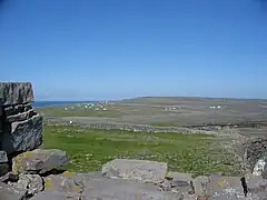 Vista de la llanura desde Dún Aonghasa