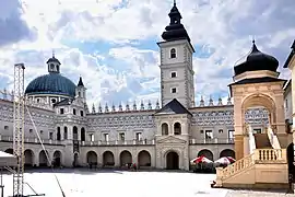 Patio del castillo de Krasiczyn (1580-1631)