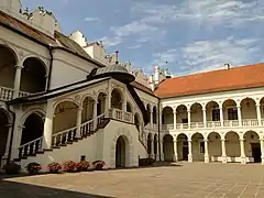 Patio del castillo de Baranów Sandomierski (1591-1606), obra de Santi Gucci)