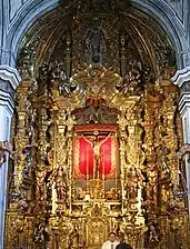 Retablo de la Capilla Sacramental, con el Santísimo Cristo de la Salud