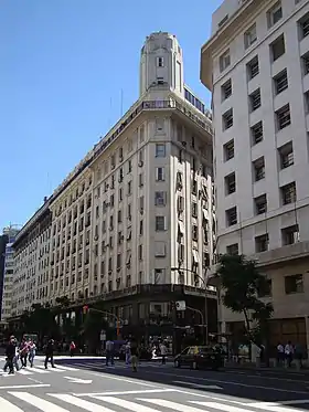 Edificio La Unión (ex Montalegre) (1933)