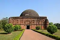 Mausoleo Eklakhi de una sola cúpula, principios del siglo XV