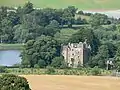 El castillo al lado del río Tay