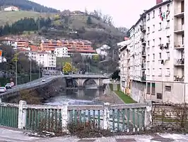 El río Deva a su paso por Elgóibar