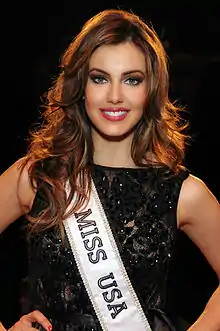 Miss EEUU 2013 Erin Brady, quien compitió como Miss Connecticut USA