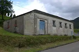 Antigua escuela de Folgueiras