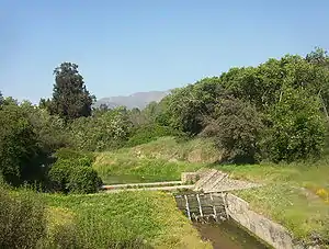 Estero Los Baños, donde estaban los Baños de Apoquindo.