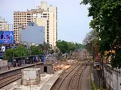 Panorama de las vías con vista hacia Haedo