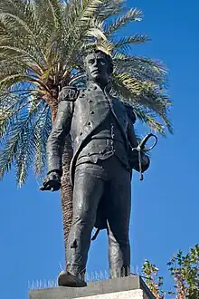 Monumento a Daoiz en la Plaza de la Gavidia de Sevilla