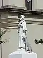 Estatua colocada en el costado sur de la Catedral en conmemoración de las bodas de plata de la fundación de la Tercera Orden de san Francisco.