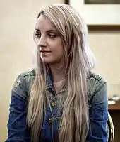 Evanna Lynch, actriz nacida un 16 de agosto.