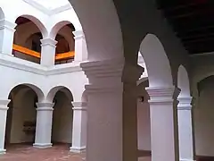 Claustro I.