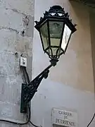 Farol de pared, calle Petritxol.