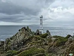 Faro de cabo Home e illas Ons.