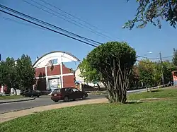 Destrucción ocasionada por el Terremoto de Chile de 2010 en recinto industrial de avenida Brasil