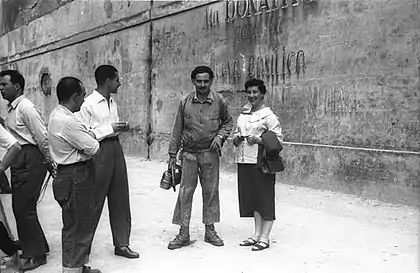 Félix Ruiz de Arcaute (en el centro de la imagen), en las I Jornadas Vasco-Navarras de Espeleología (Aránzazu, 1956)