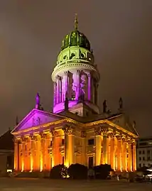 La Catedral durante el Festival of Lights