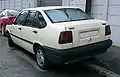 Vista trasera del Fiat Tempra berlina