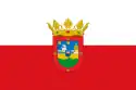 Bandera de Cantabria con el escudo de la antigua Diputación Provincial de Santander, empleada ocasionalmente de manera informal hasta la aprobación del escudo autonómico en 1984