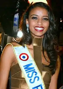 Miss Orleanesado 2013 y Miss Francia 2014Flora Coquerel