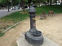 Fuente modelo Barcelona, plaza de Pablo Neruda.