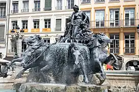 Cuadriga de la fuente Bartholdi de Lyon: Les fleuves et les sources allant à l'océan (1888-1892), de Frédéric Auguste Bartholdi