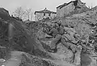 Soldados brasileños en combate con alemanes en la Batalla de Montese, 1945.