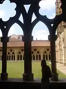 Claustro de la catedral de Bayona