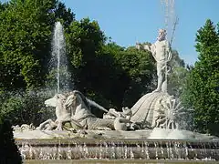 Fuente de Neptuno, en la Plaza de Cánovas del Castillo