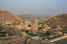 Vista de Amber desde su fuerte.