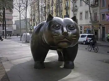 Gato (1990), de Fernando Botero, Rambla del Raval.