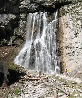 Cascada del río Gega