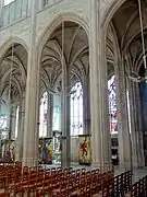Nave, vista en la doble nave lateral sur