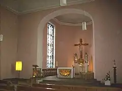 Interior de la iglesia].