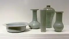 Conjunto de gres cubierta de celadón, Longquan. Song del Sur, Museo Guimet