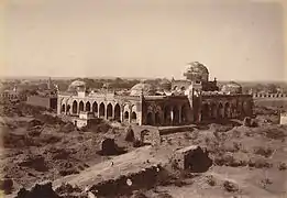 Gran mezquita en el fuerte Gulbarga