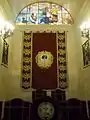 Pendón de Vizcaya colgado como repostero en la Casa de Juntas de Guernica.
