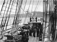 Cubierta de la Calliope. Foto tomada en Port Chalmers, Nueva Zelanda, entre 1887 y 1889.