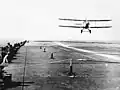 Apontaje de un Fairey 3F en el portaaviones HMS Furious (47) en los años 1930.