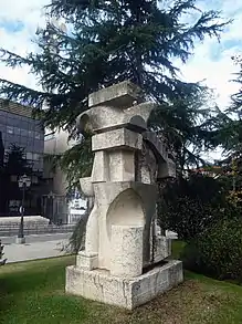 Monumento a los hacendistas asturianos (1980)