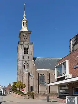 Hazerswoude- Dorp, la iglesia reformada