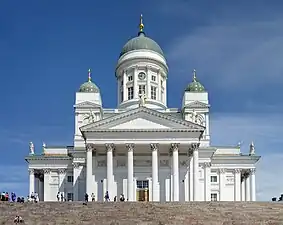 Catedral luterana de Helsinki (1830-1852) construida según los diseños de Carl Ludwig Engel