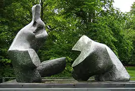 Two Piece Reclining Figure, No. 5, Henry Moore (1963–1964)