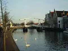 Gravestenebrug en Haarlem, Países Bajos.