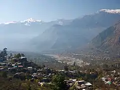 El Himalaya desde el valle de Kullu