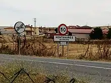 Nombre de la localidad en la señal que indica la entrada a la zona urbanizada