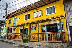 Casa Cafetera, estilo arquitectónico de mediados del siglo IX, originado por la Colonización Antioqueña.